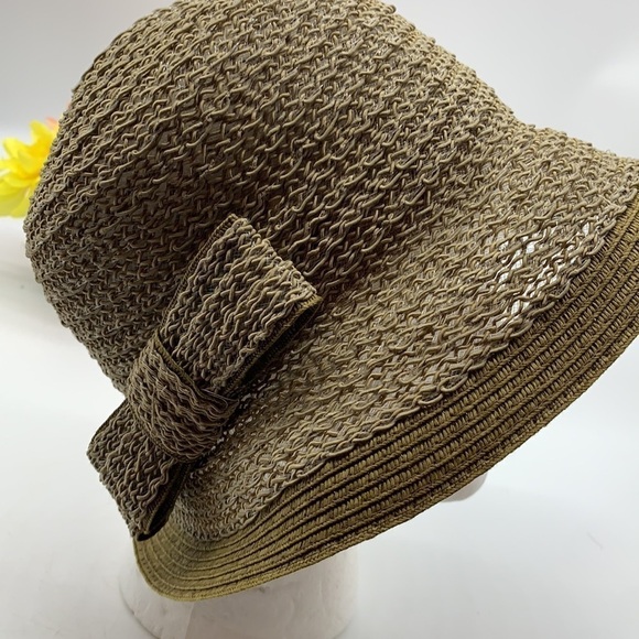 Jessica Simpson Tan hat With Bow - one size fits all. HT0090 - Picture 2 of 6